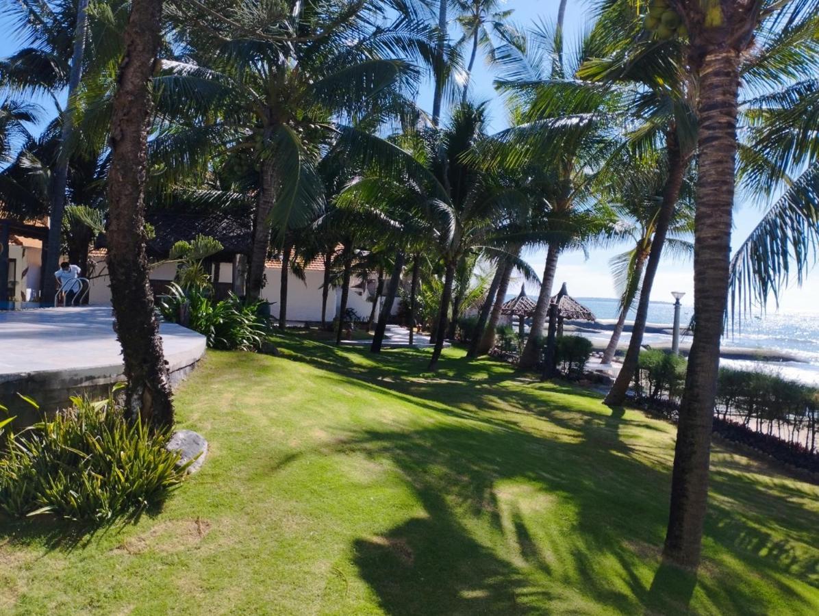 Ravenala Muine Resort Phan Thiet Exterior photo