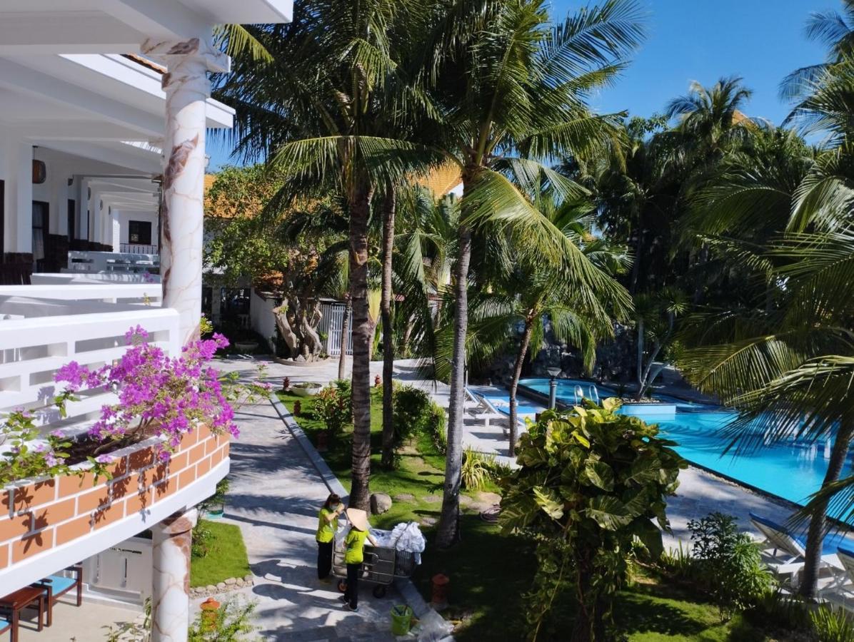 Ravenala Muine Resort Phan Thiet Exterior photo