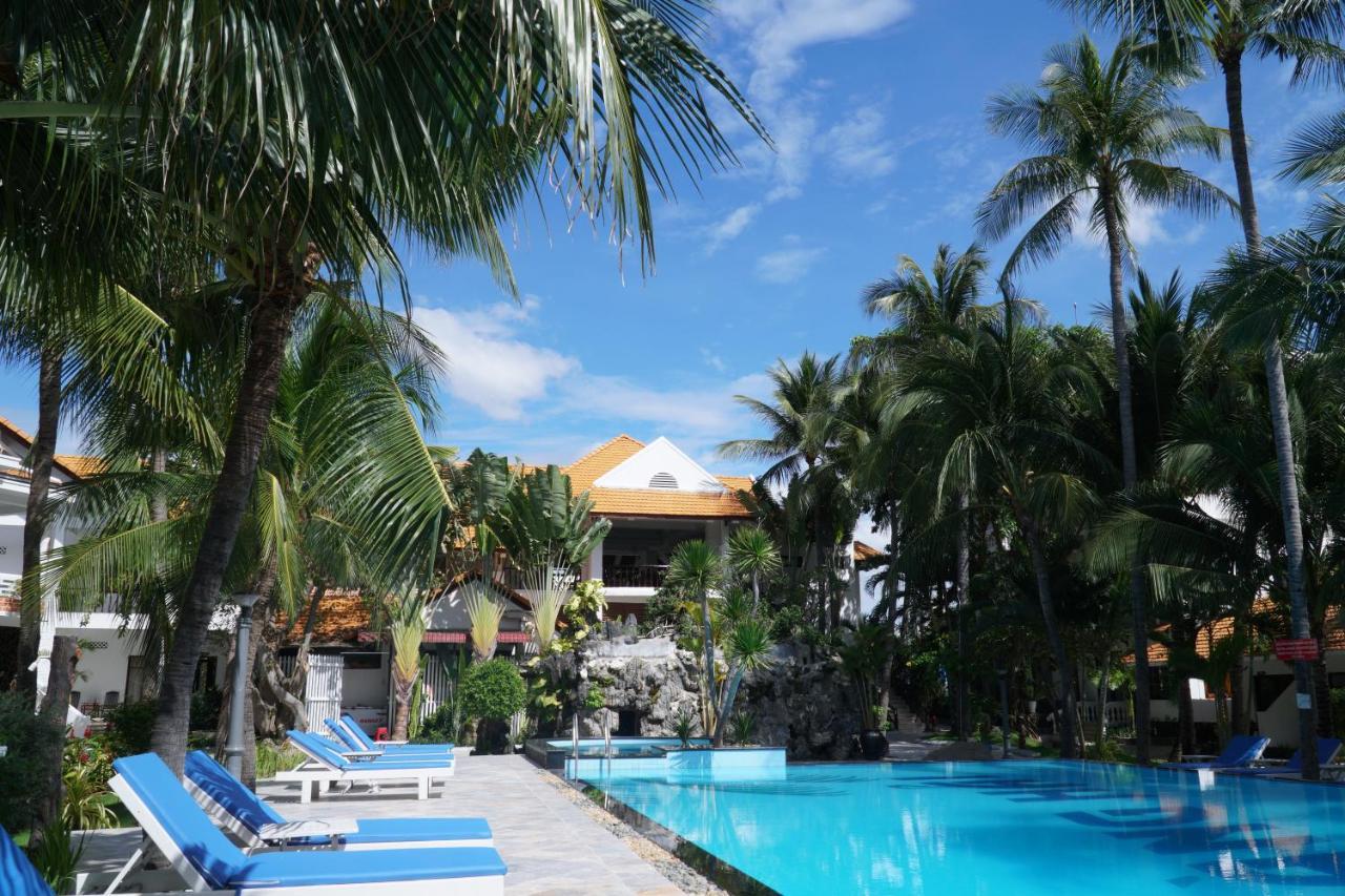 Ravenala Muine Resort Phan Thiet Exterior photo