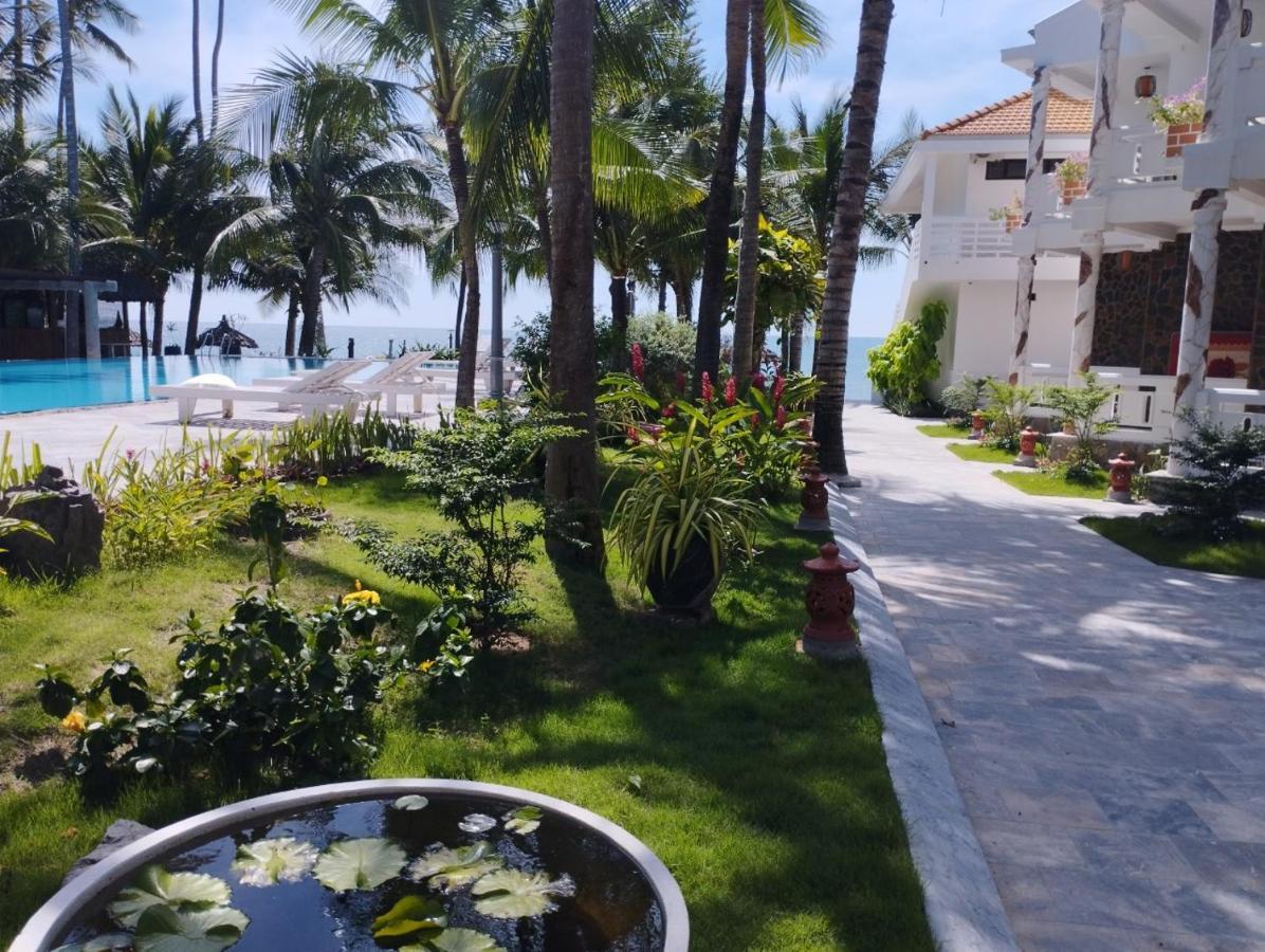 Ravenala Muine Resort Phan Thiet Exterior photo