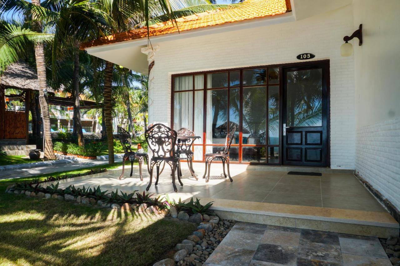 Ravenala Muine Resort Phan Thiet Exterior photo
